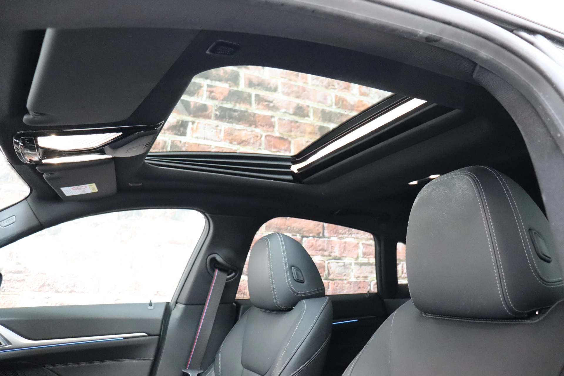 Hoofdafbeelding BMW i4