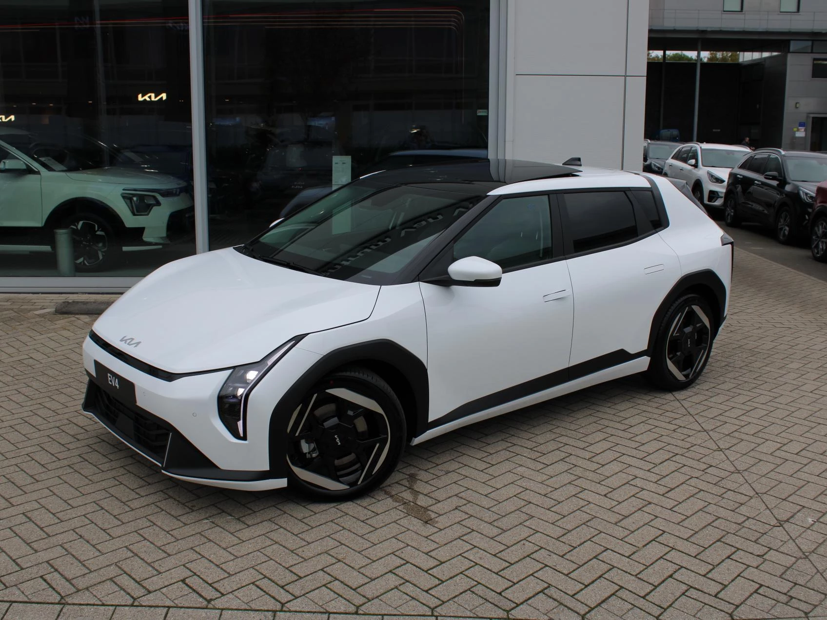 Hoofdafbeelding Kia EV4