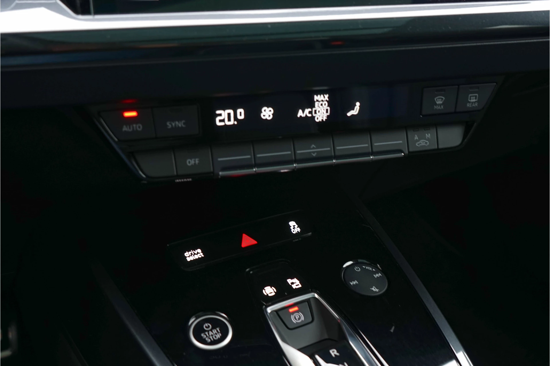 Hoofdafbeelding Audi Q4 e-tron