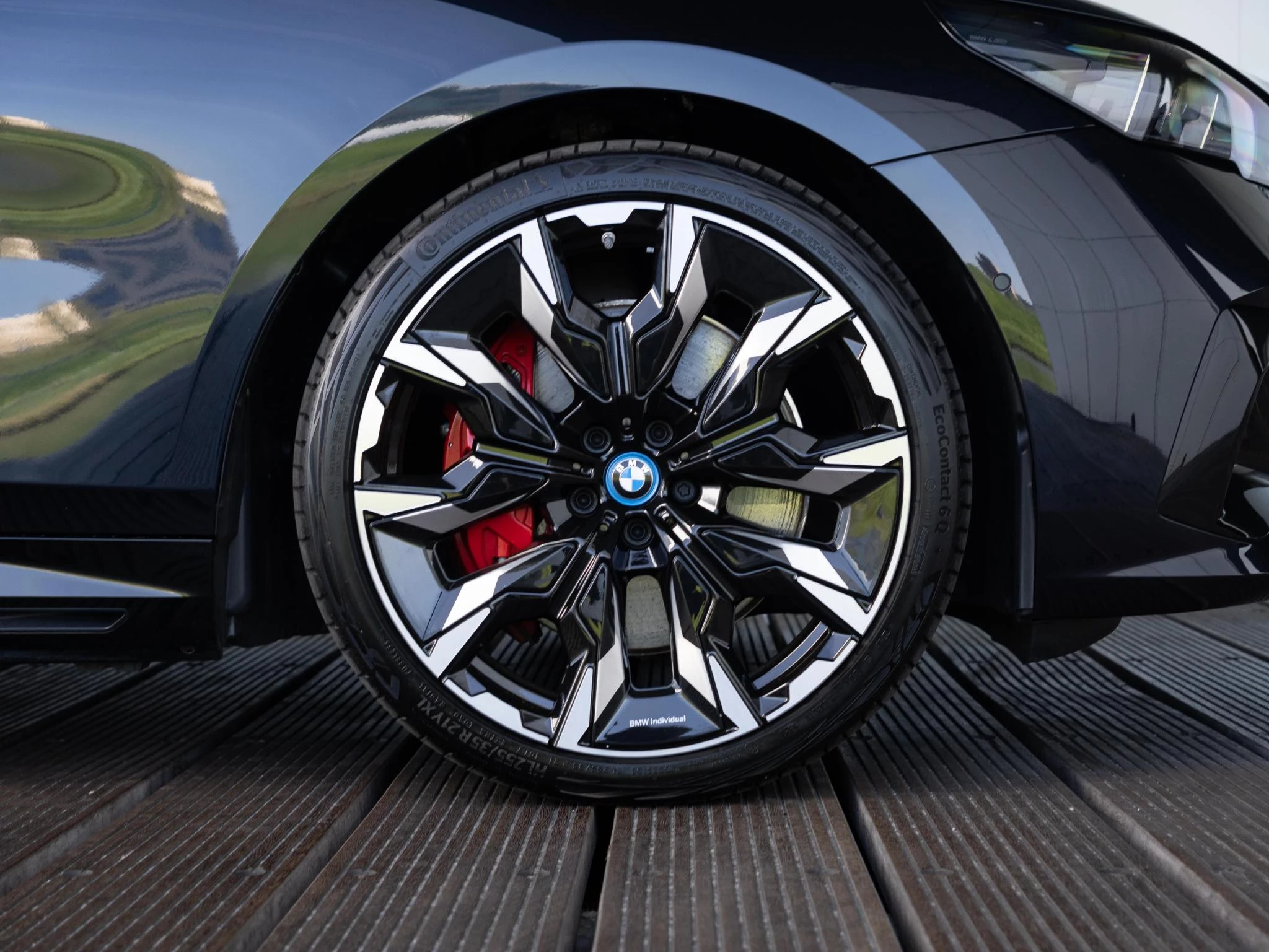 Hoofdafbeelding BMW i5