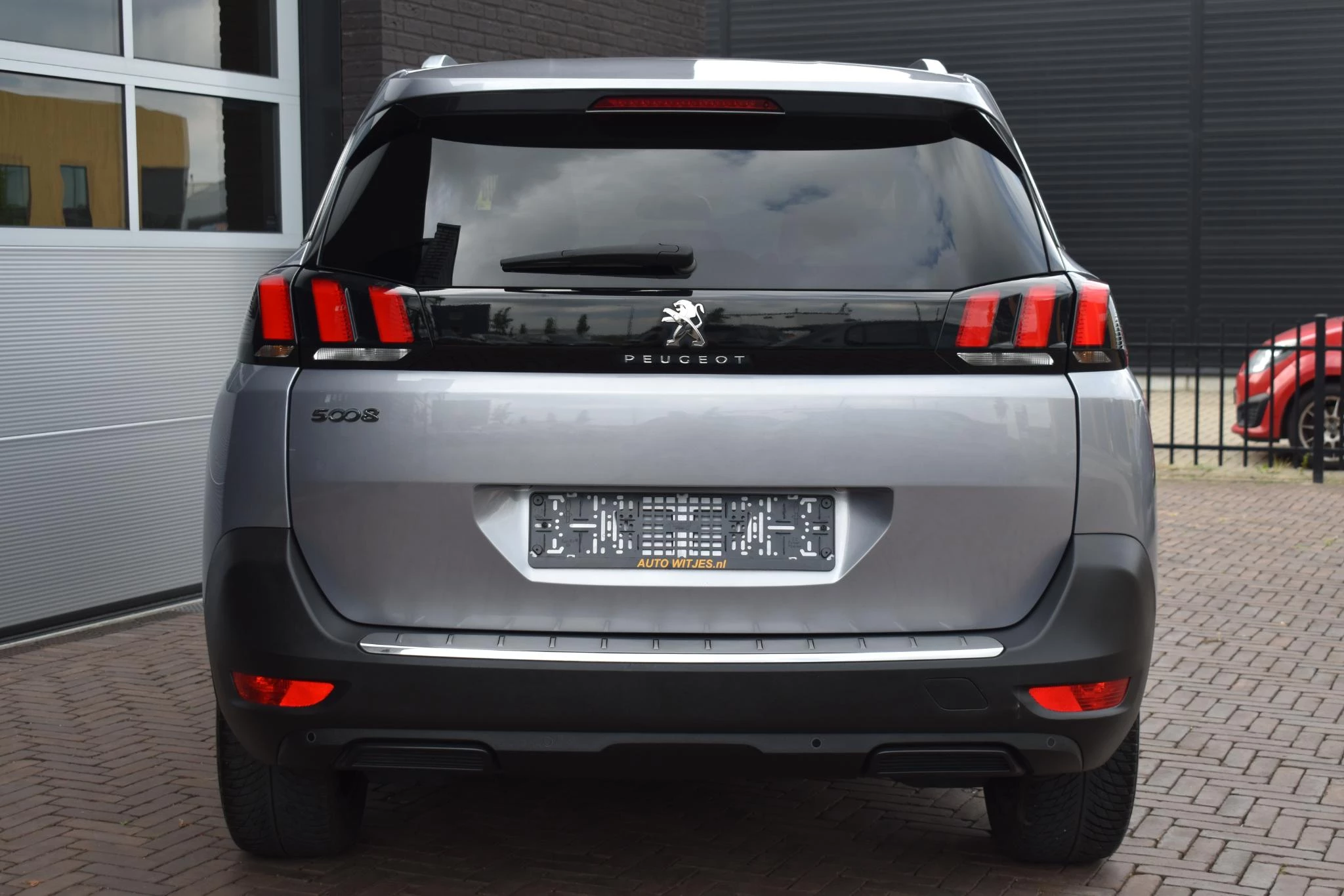 Hoofdafbeelding Peugeot 5008