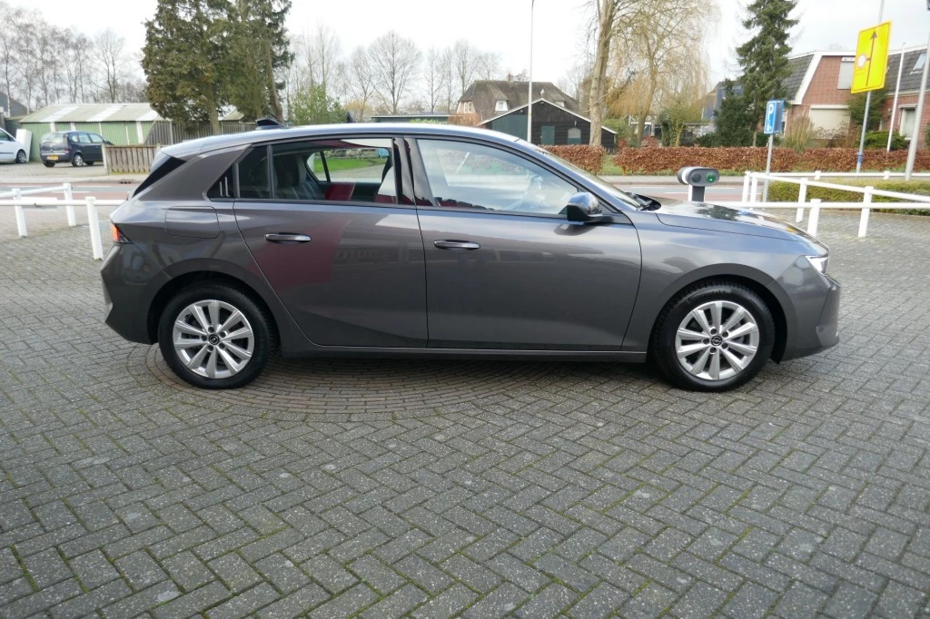 Hoofdafbeelding Opel Astra