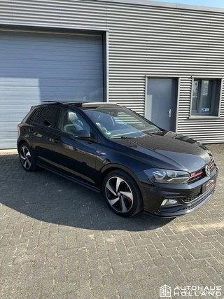 Volkswagen Polo 2.0 TSI GTI PANO/DSG/VIRTUAL/CARP.