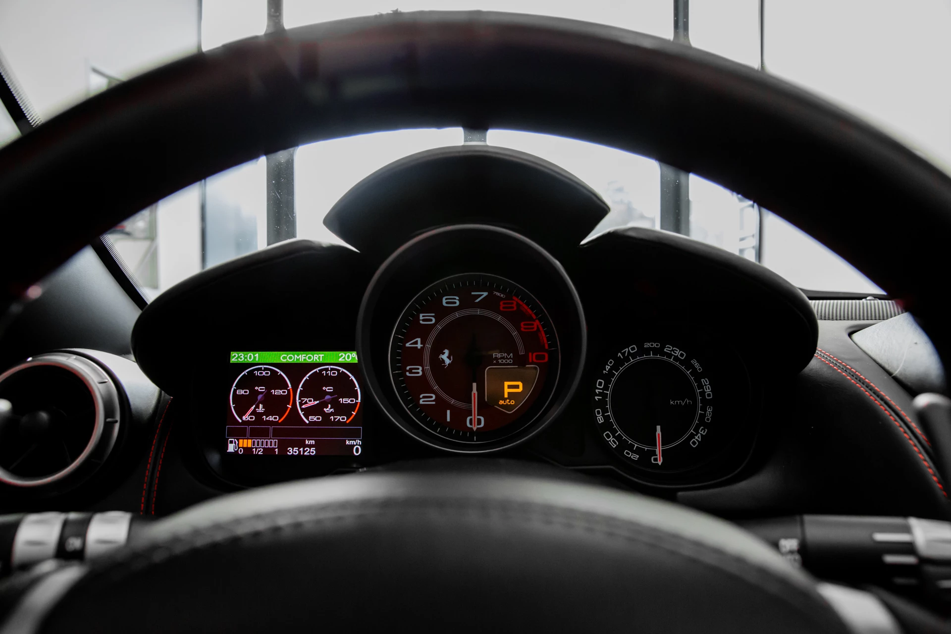 Hoofdafbeelding Ferrari California