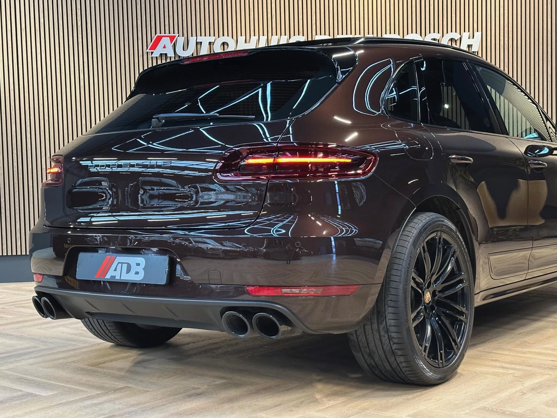 Hoofdafbeelding Porsche Macan