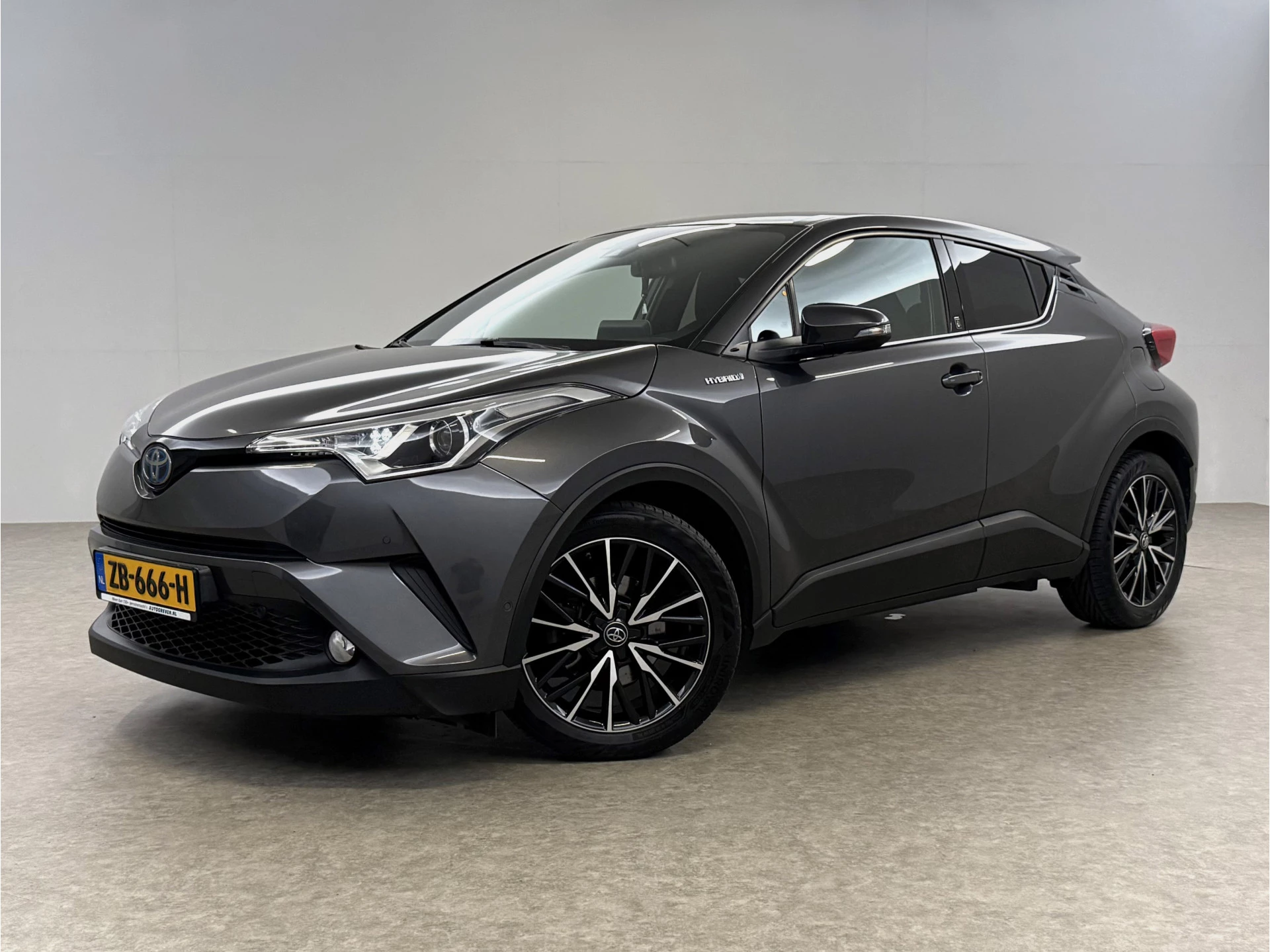 Hoofdafbeelding Toyota C-HR