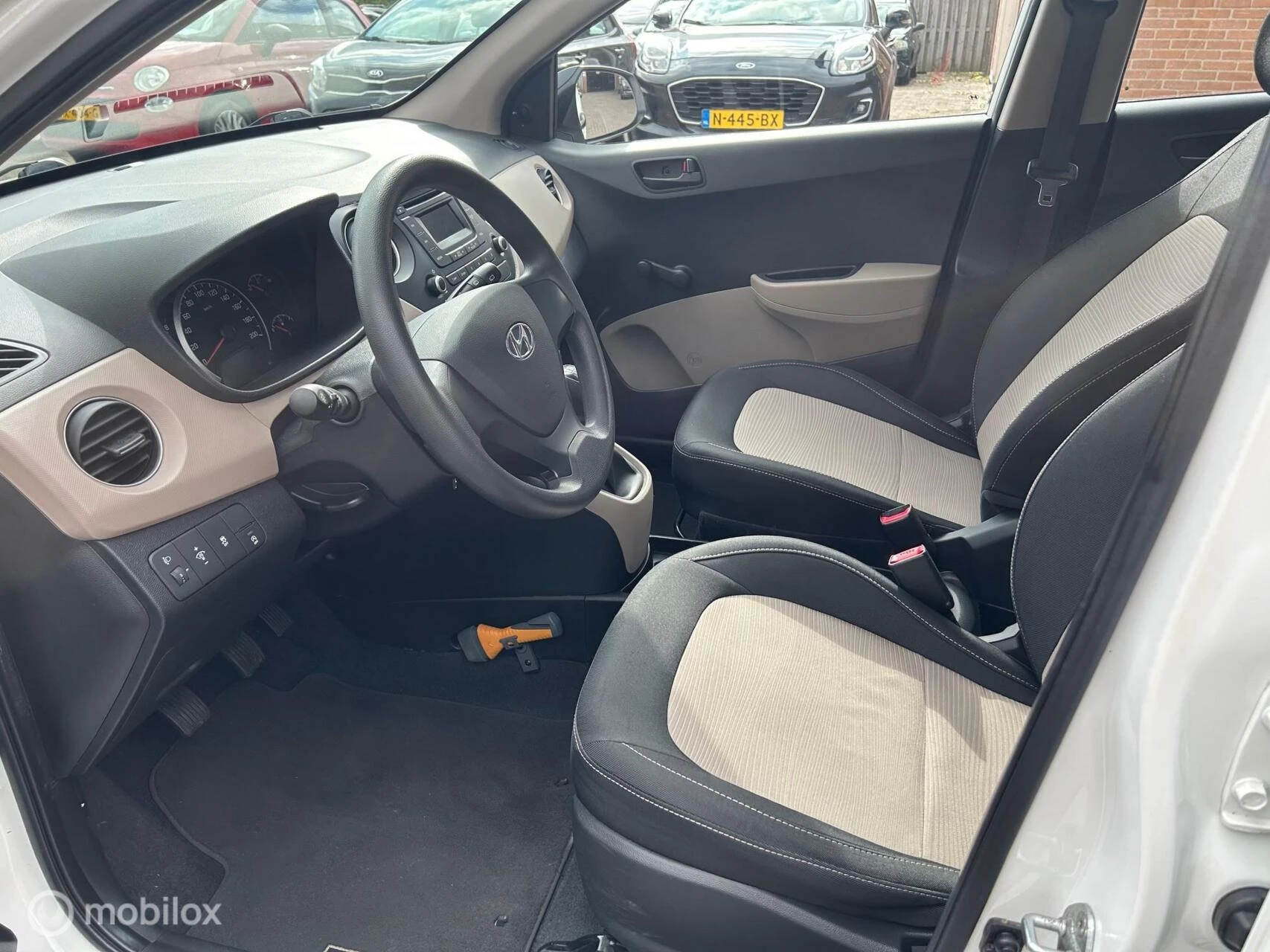 Hoofdafbeelding Hyundai i10