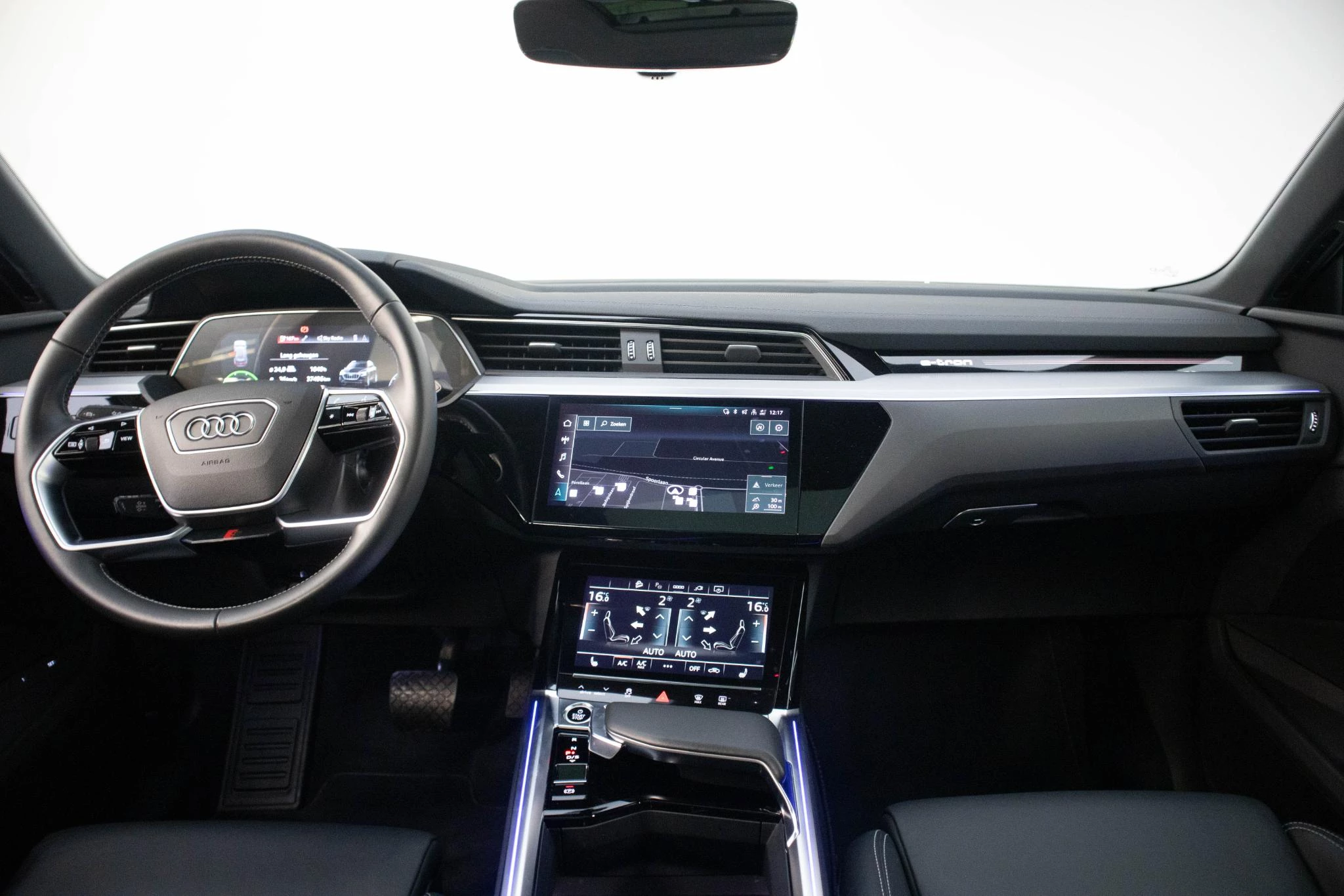 Hoofdafbeelding Audi e-tron