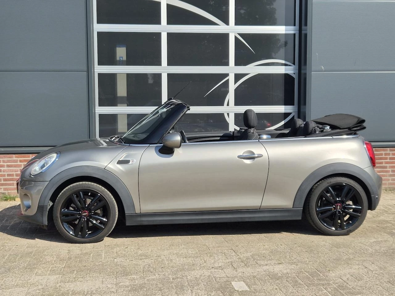 Hoofdafbeelding MINI Cooper Cabrio