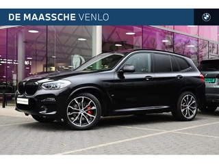 BMW X3 xDrive30e High Executive M Sport Automaat / Panoramadak / Trekhaak / Sportstoelen / Stoelverwarming / LED / Head-Up / Parking Assistant / Live Cockpit Professional