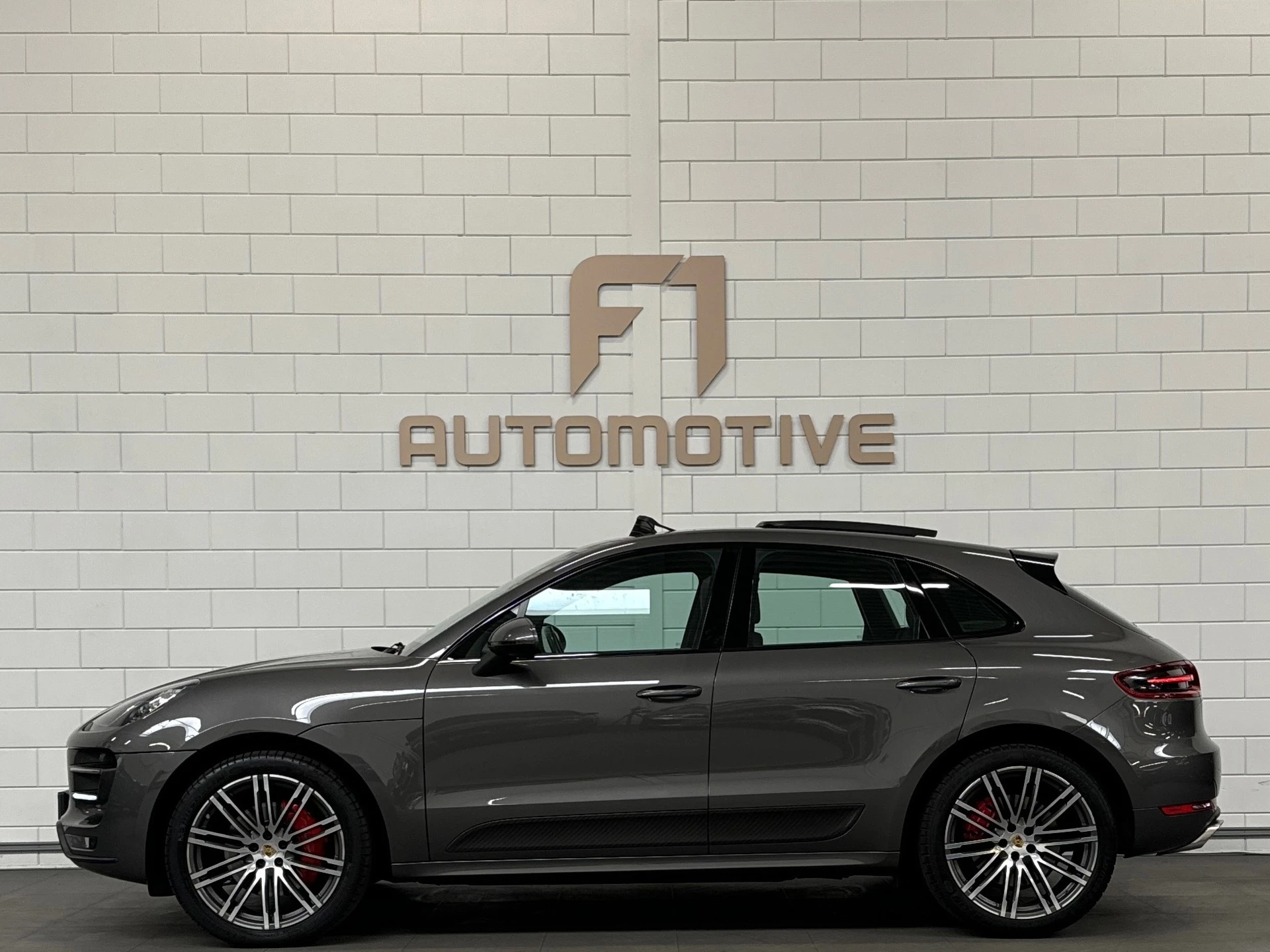 Hoofdafbeelding Porsche Macan