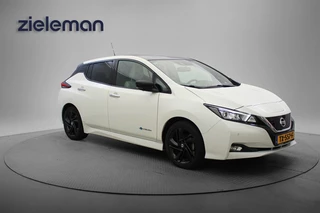 Nissan Leaf Tekna 40 kWh - Carplay, Camera, Half Leer, Stuur/Stoelverw. Adaptive Cruise, SOH 88%