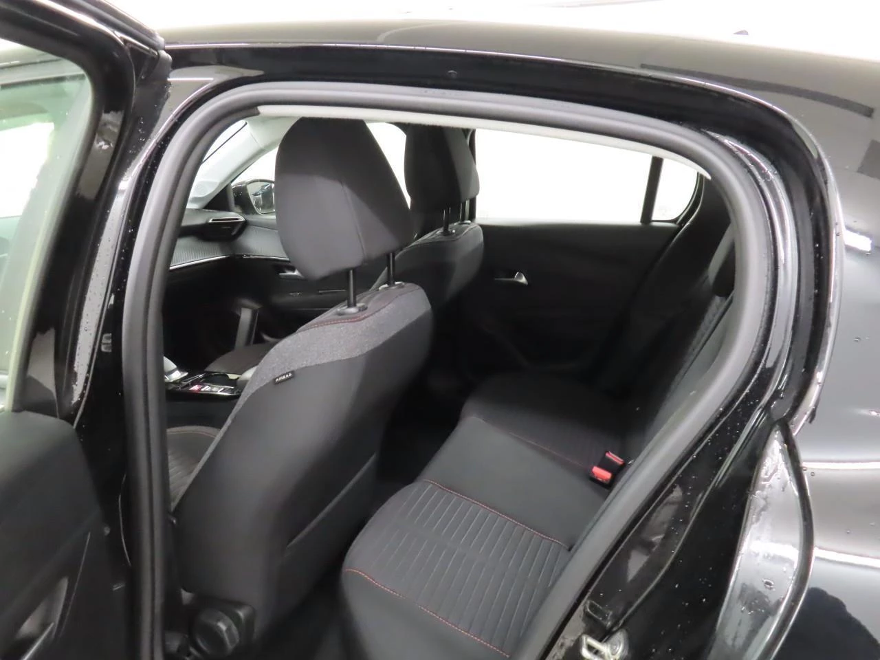 Hoofdafbeelding Peugeot e-208