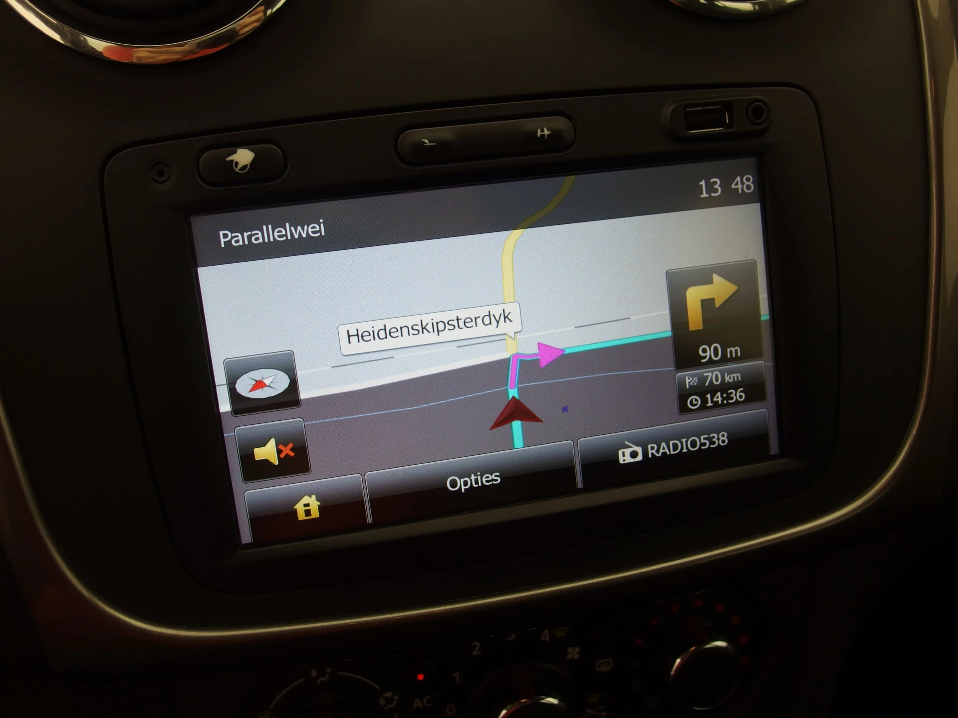 Hoofdafbeelding Dacia Logan