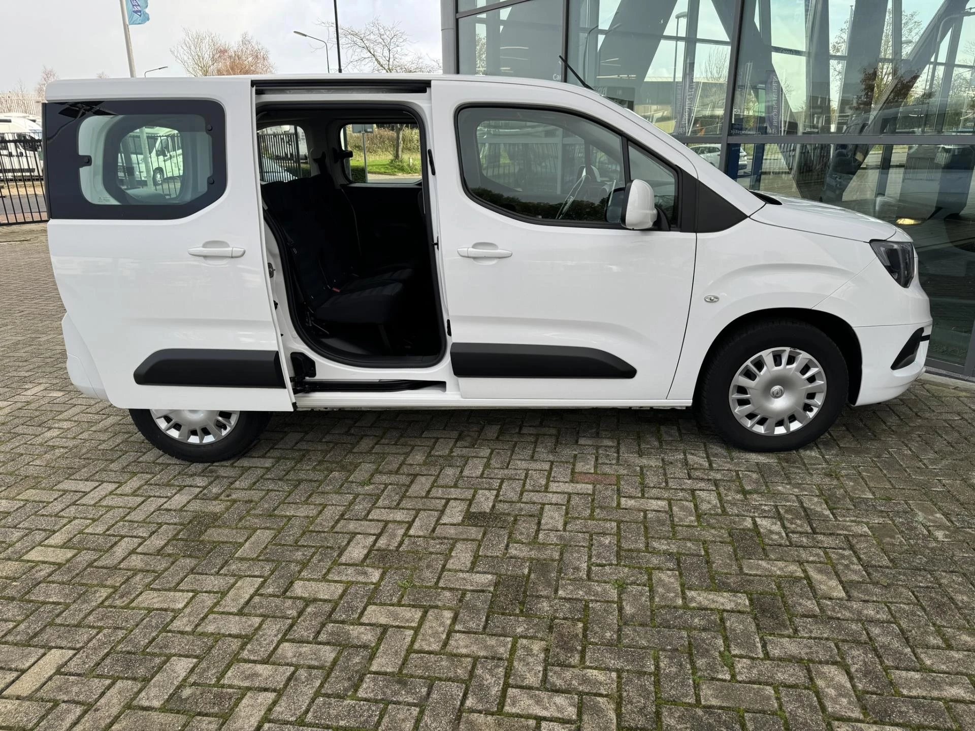 Hoofdafbeelding Opel Combo