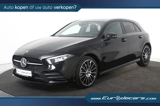 Hoofdafbeelding Mercedes-Benz A-Klasse Mercedes-Benz A-Klasse 250 e AMG-Line Night *2x AMG*Ambiente*
