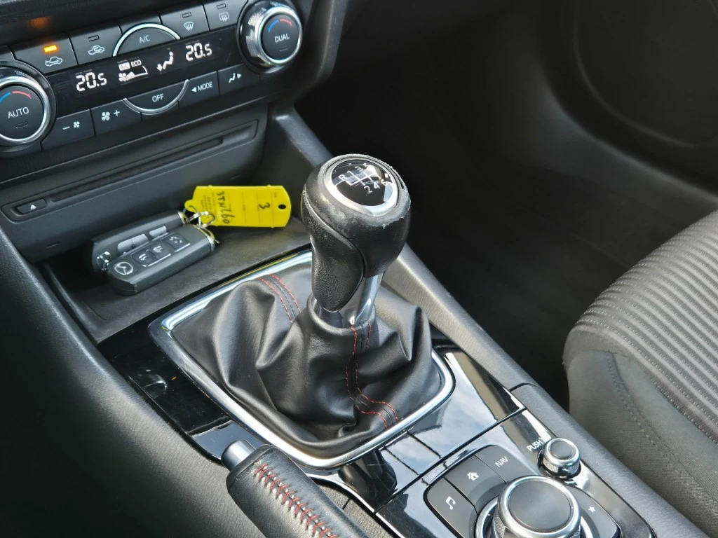 Hoofdafbeelding Mazda 3