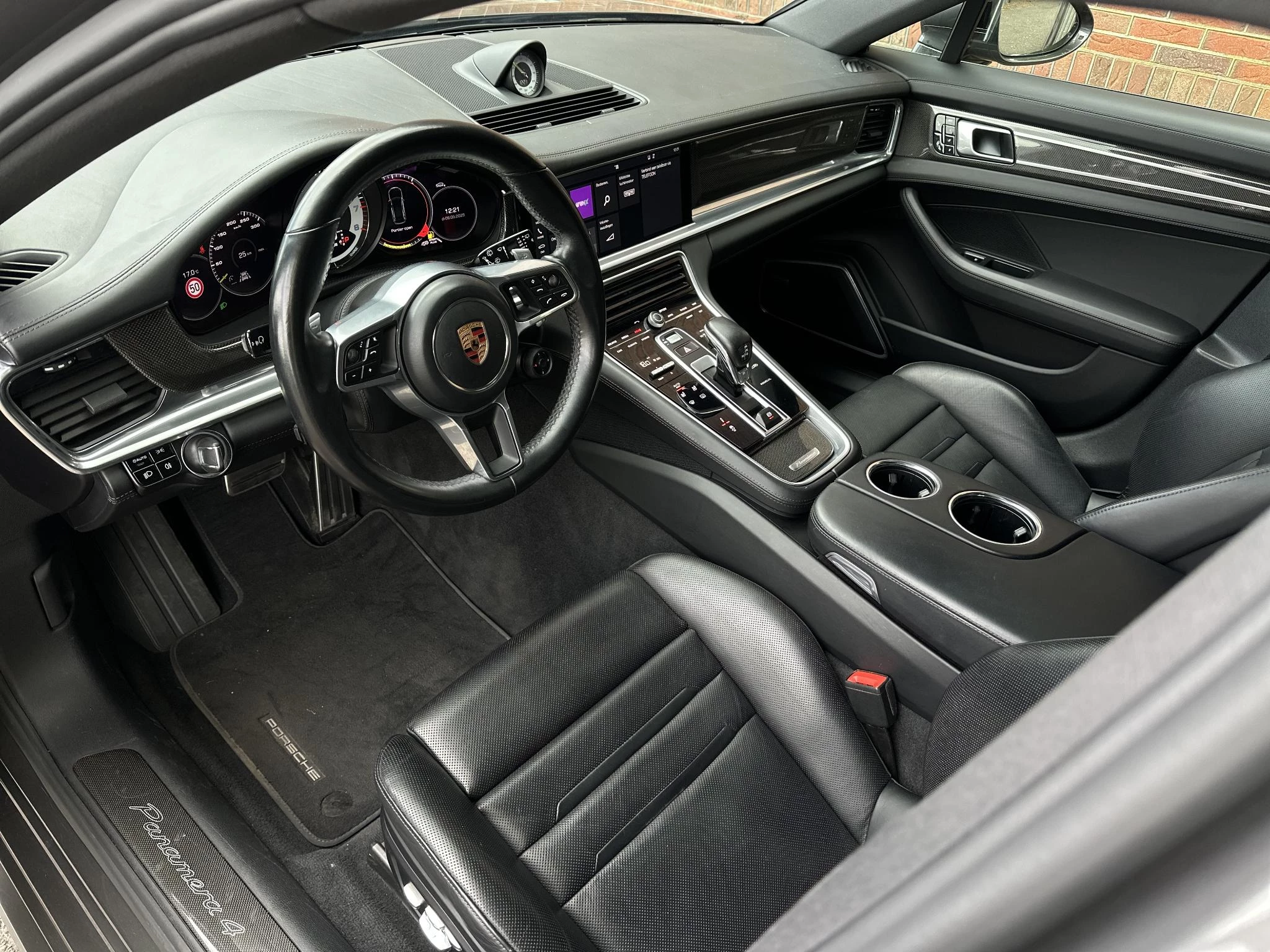 Hoofdafbeelding Porsche Panamera