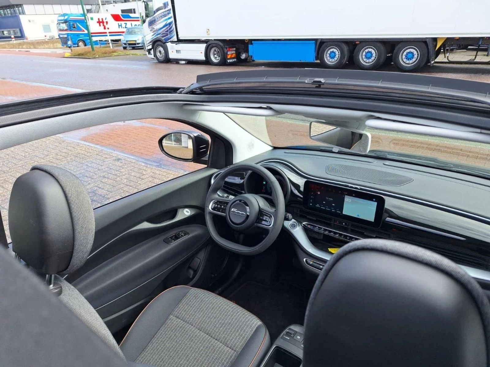 Hoofdafbeelding Fiat 500C