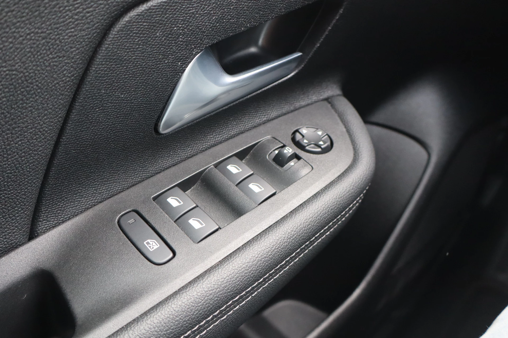 Hoofdafbeelding Opel Mokka-e