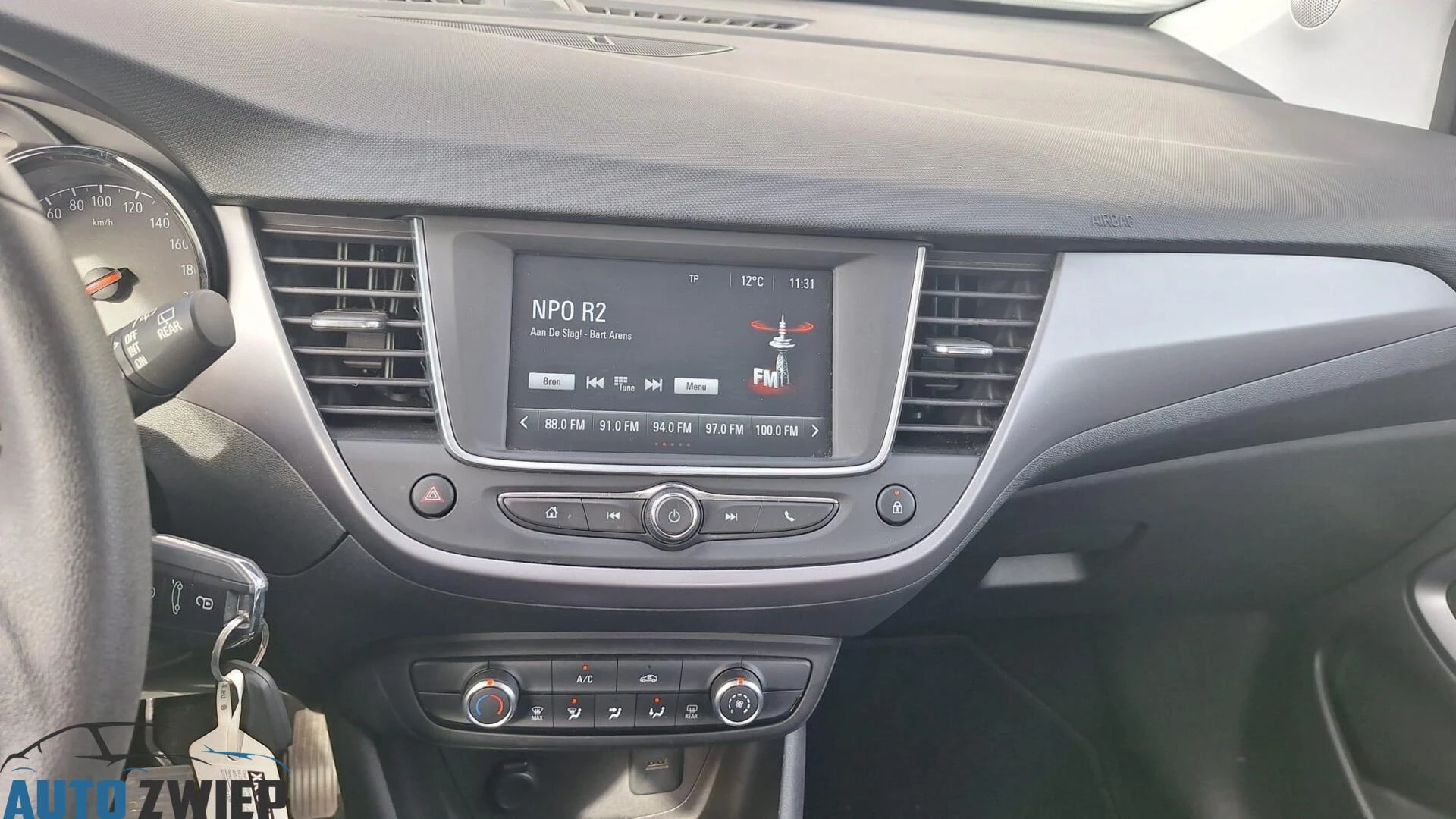 Hoofdafbeelding Opel Crossland X