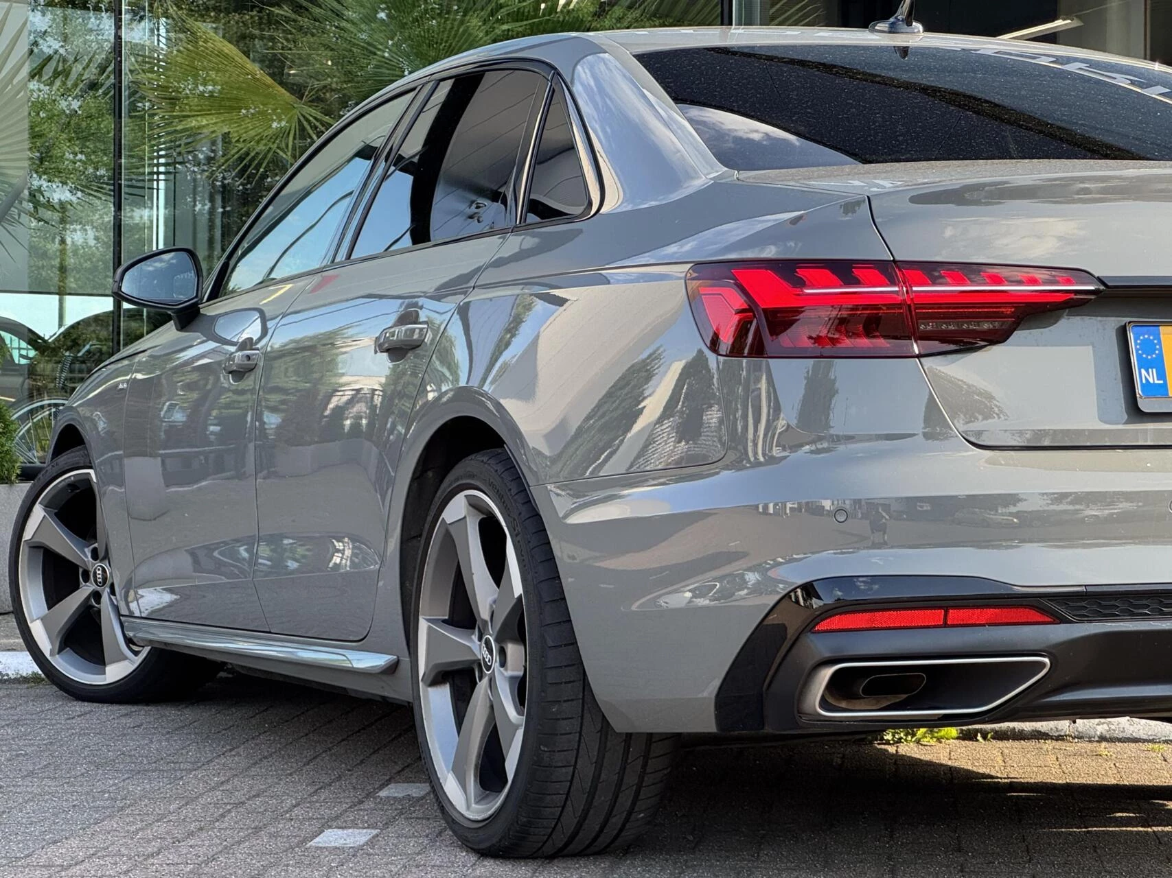 Hoofdafbeelding Audi A4