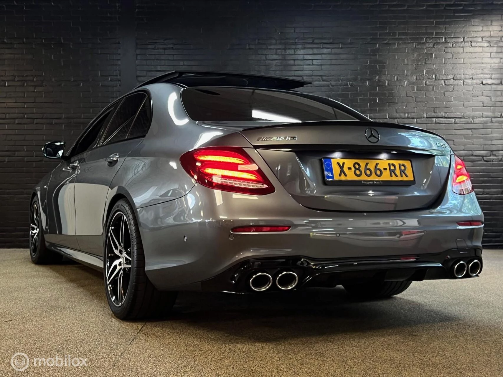 Hoofdafbeelding Mercedes-Benz E-Klasse