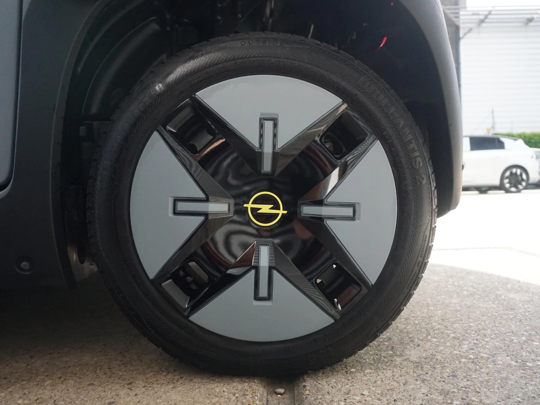 Hoofdafbeelding Opel Rocks-e