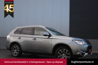 Mitsubishi Outlander 2.0 PHEV 4WD Instyle X-Line/ Sunroof/Trekhaak/Leder/Cruise/18"