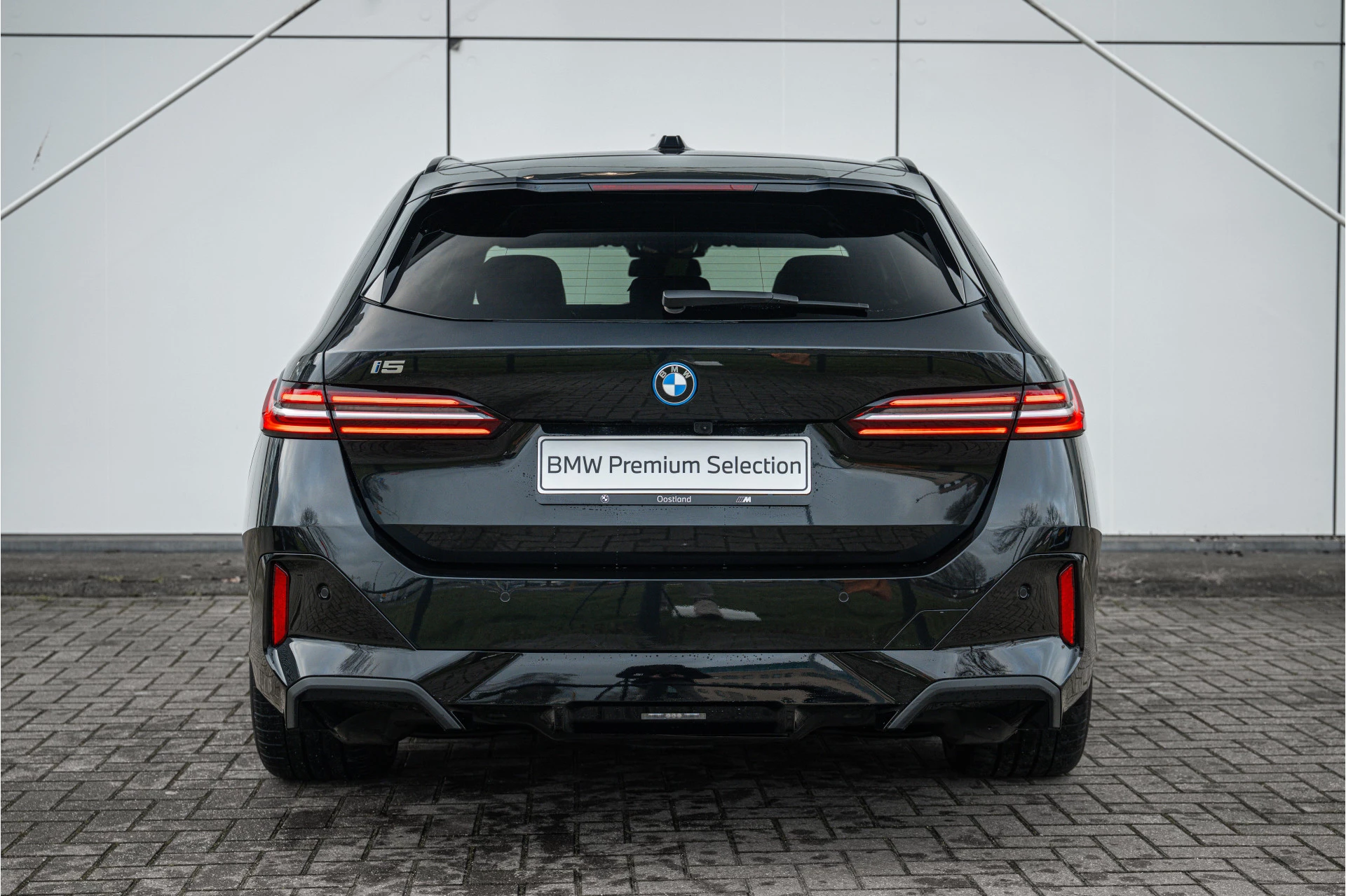 Hoofdafbeelding BMW i5