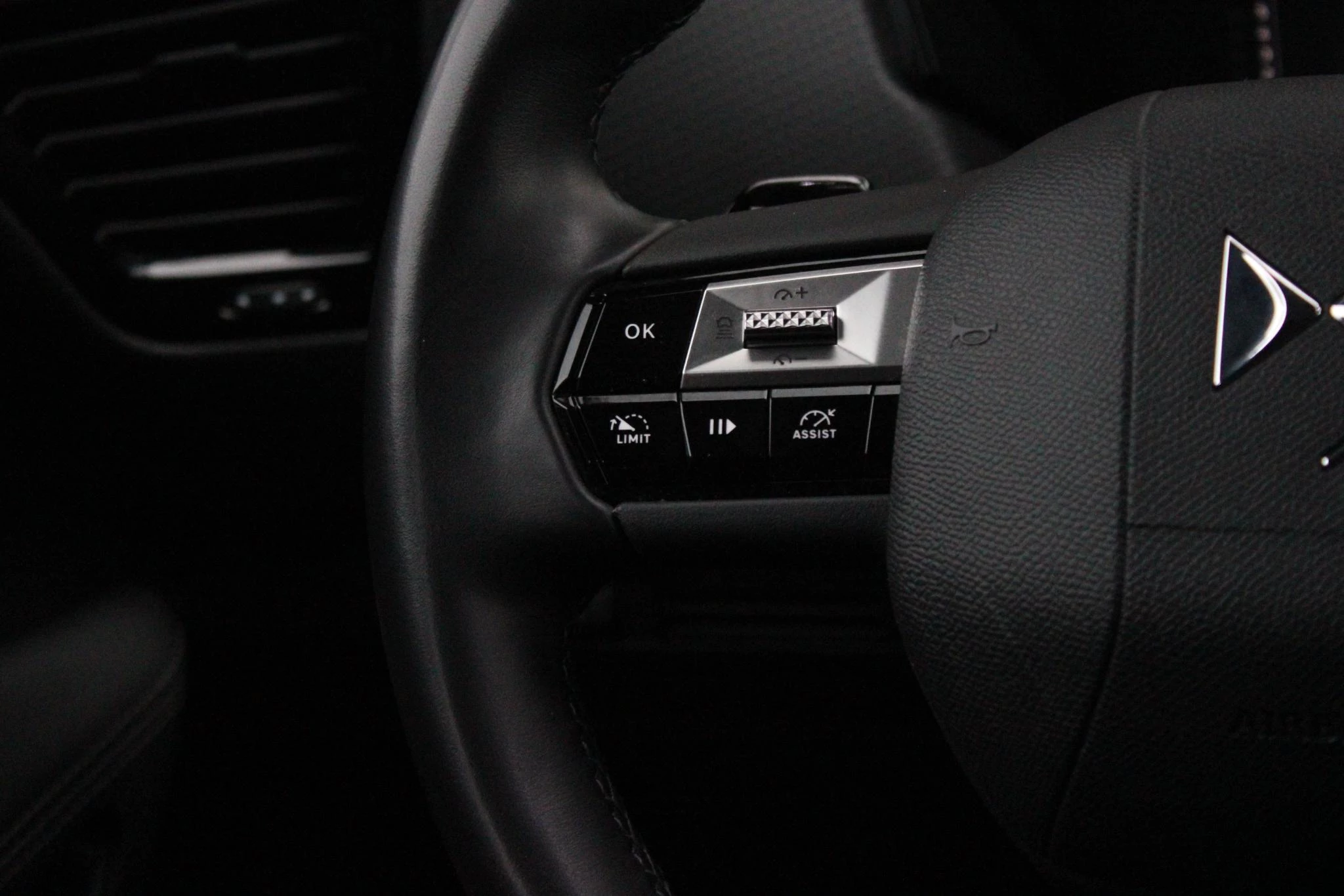 Hoofdafbeelding DS DS 4