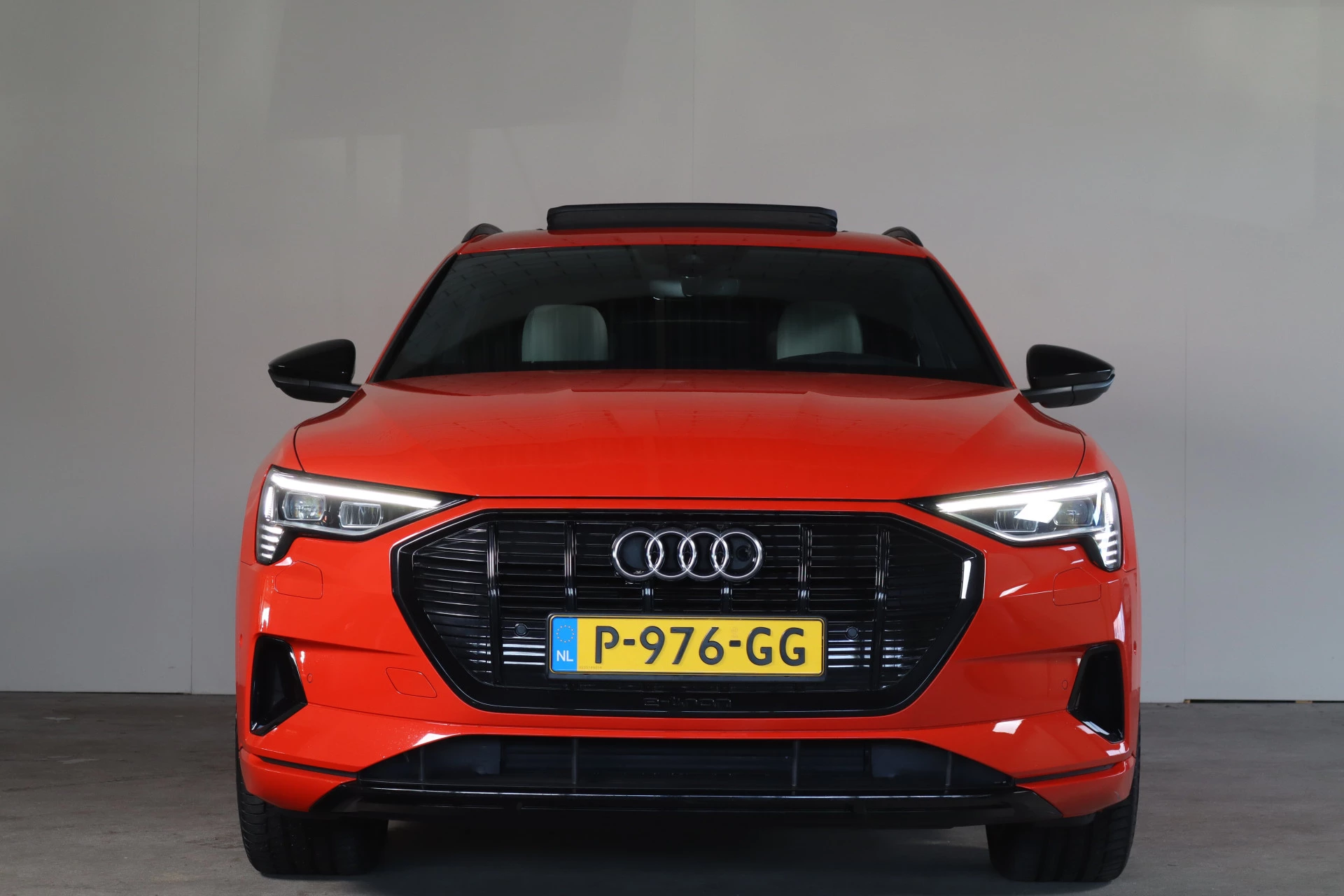Hoofdafbeelding Audi e-tron