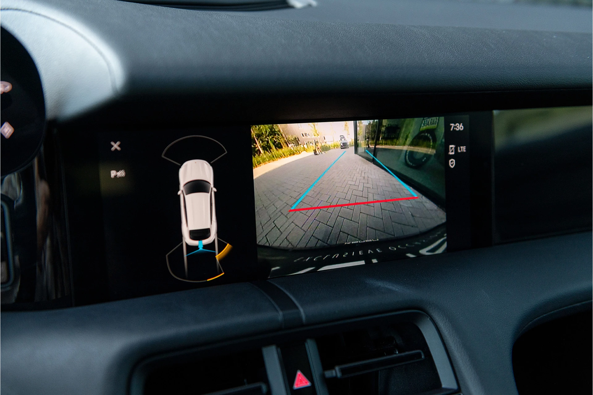 Hoofdafbeelding Porsche Taycan