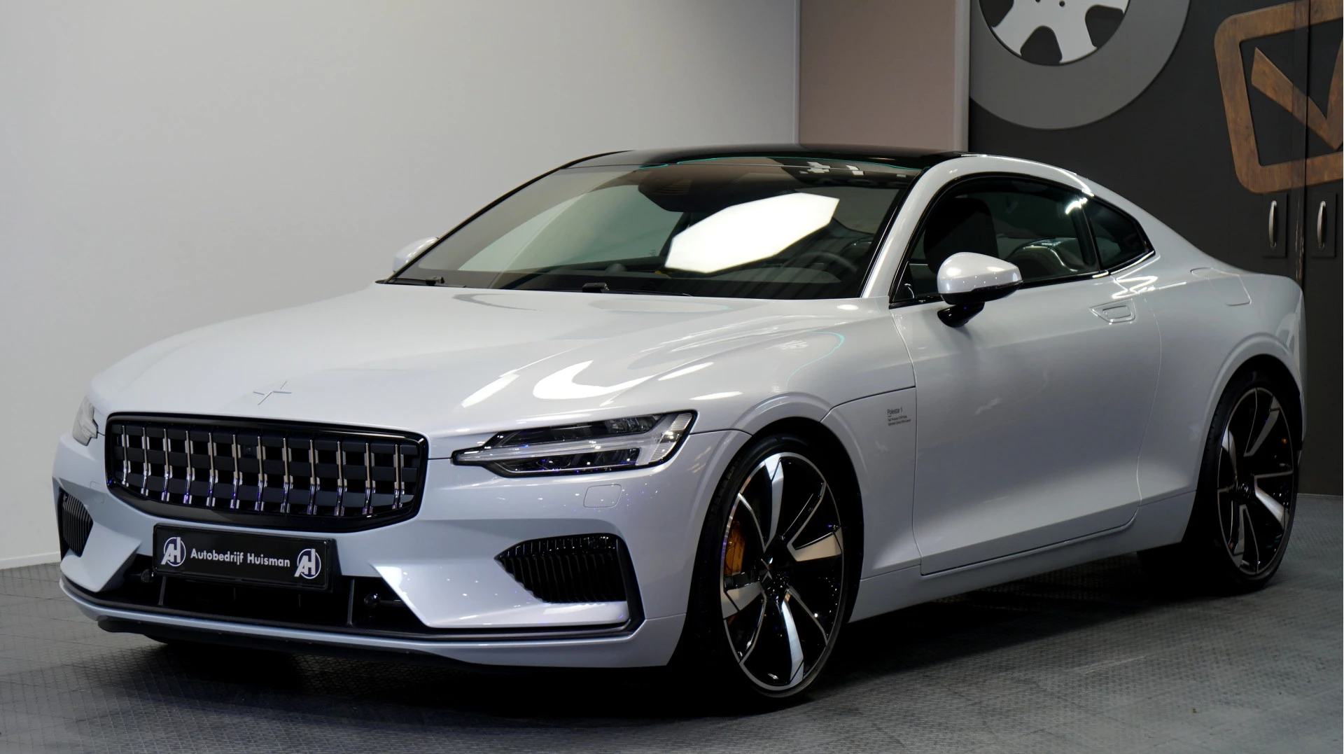 Hoofdafbeelding Polestar 1