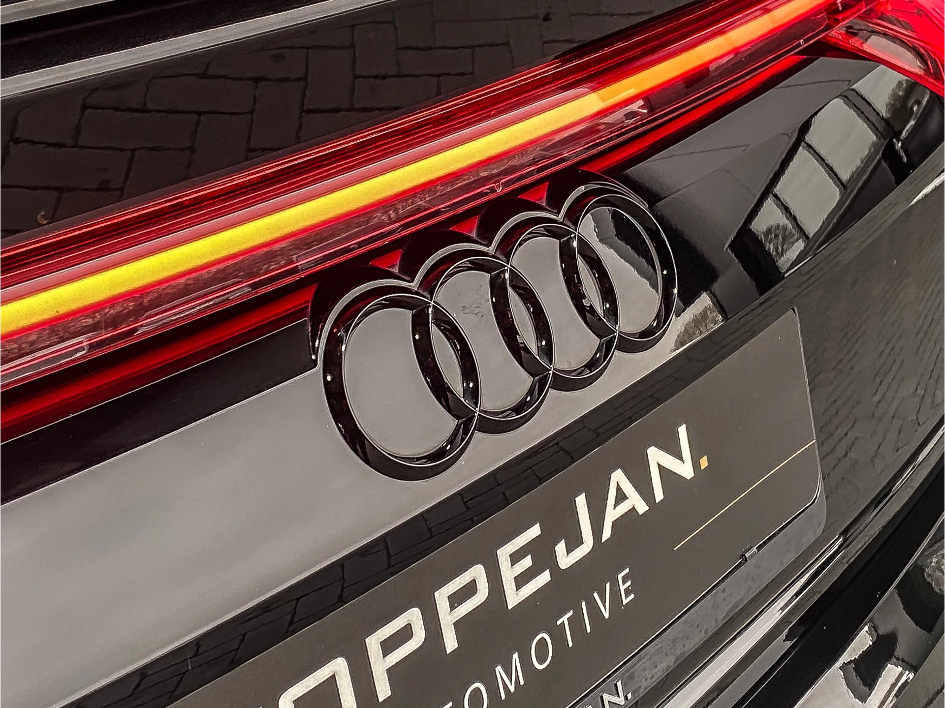 Hoofdafbeelding Audi Q8