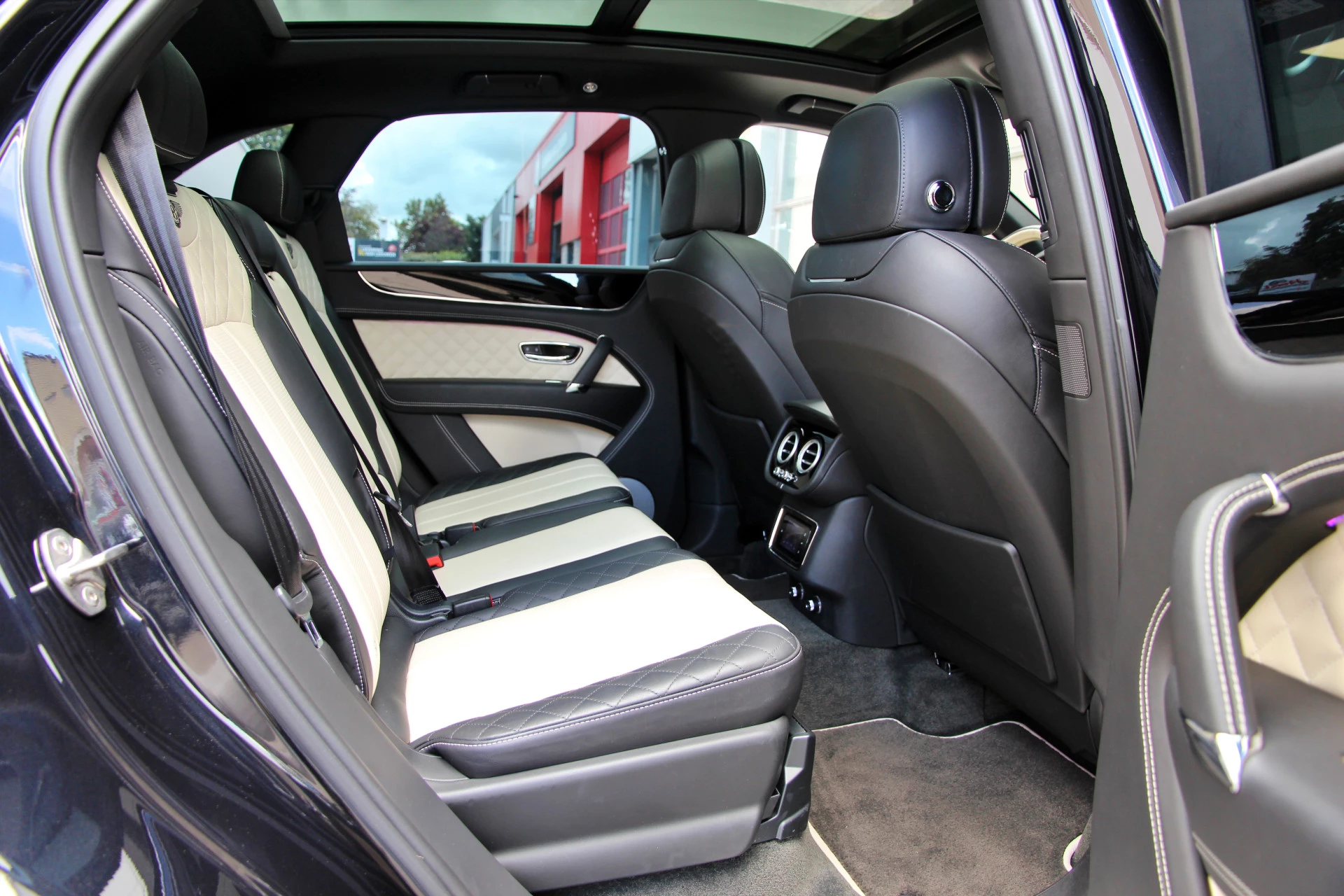 Hoofdafbeelding Bentley Bentayga