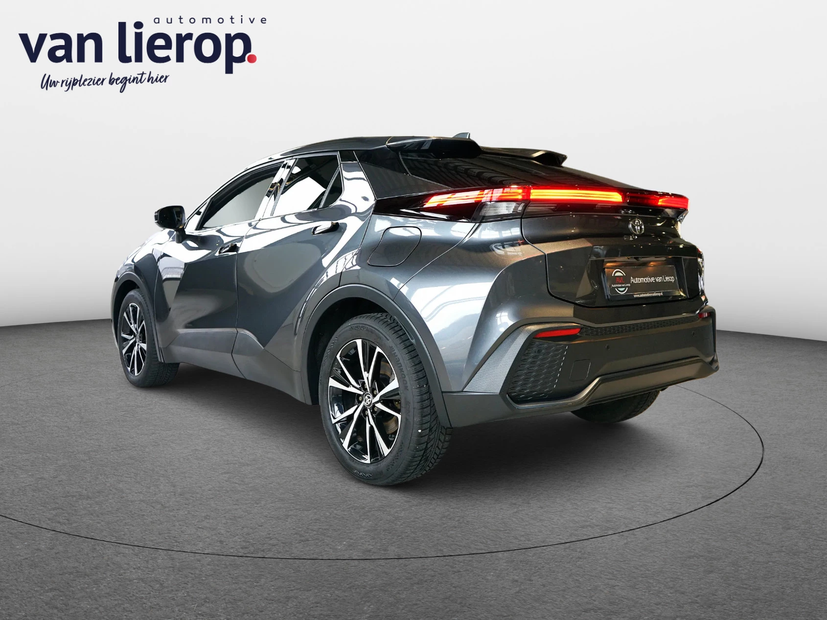 Hoofdafbeelding Toyota C-HR