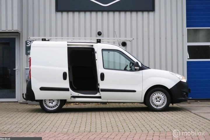 Hoofdafbeelding Opel Combo