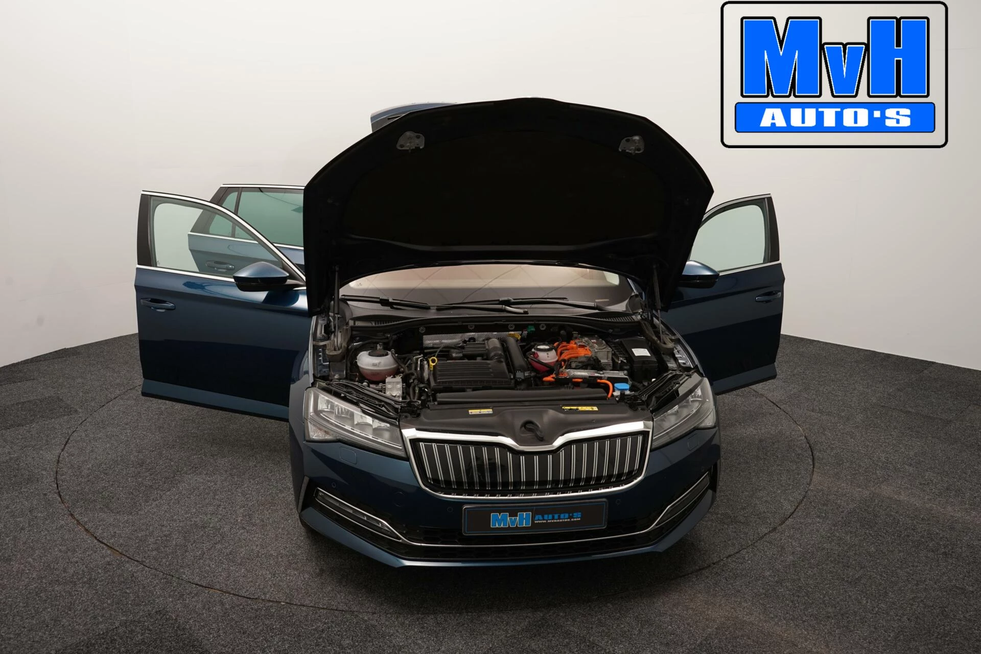Hoofdafbeelding Škoda Superb