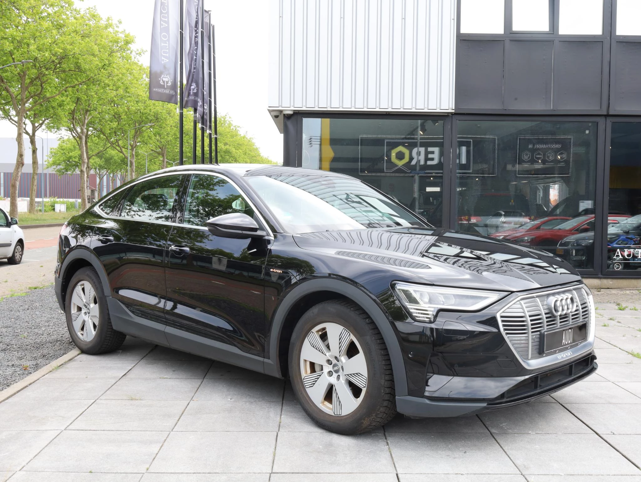 Hoofdafbeelding Audi e-tron