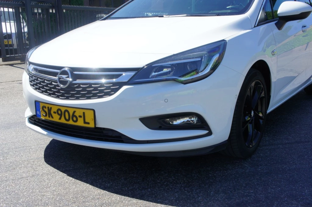 Hoofdafbeelding Opel Astra
