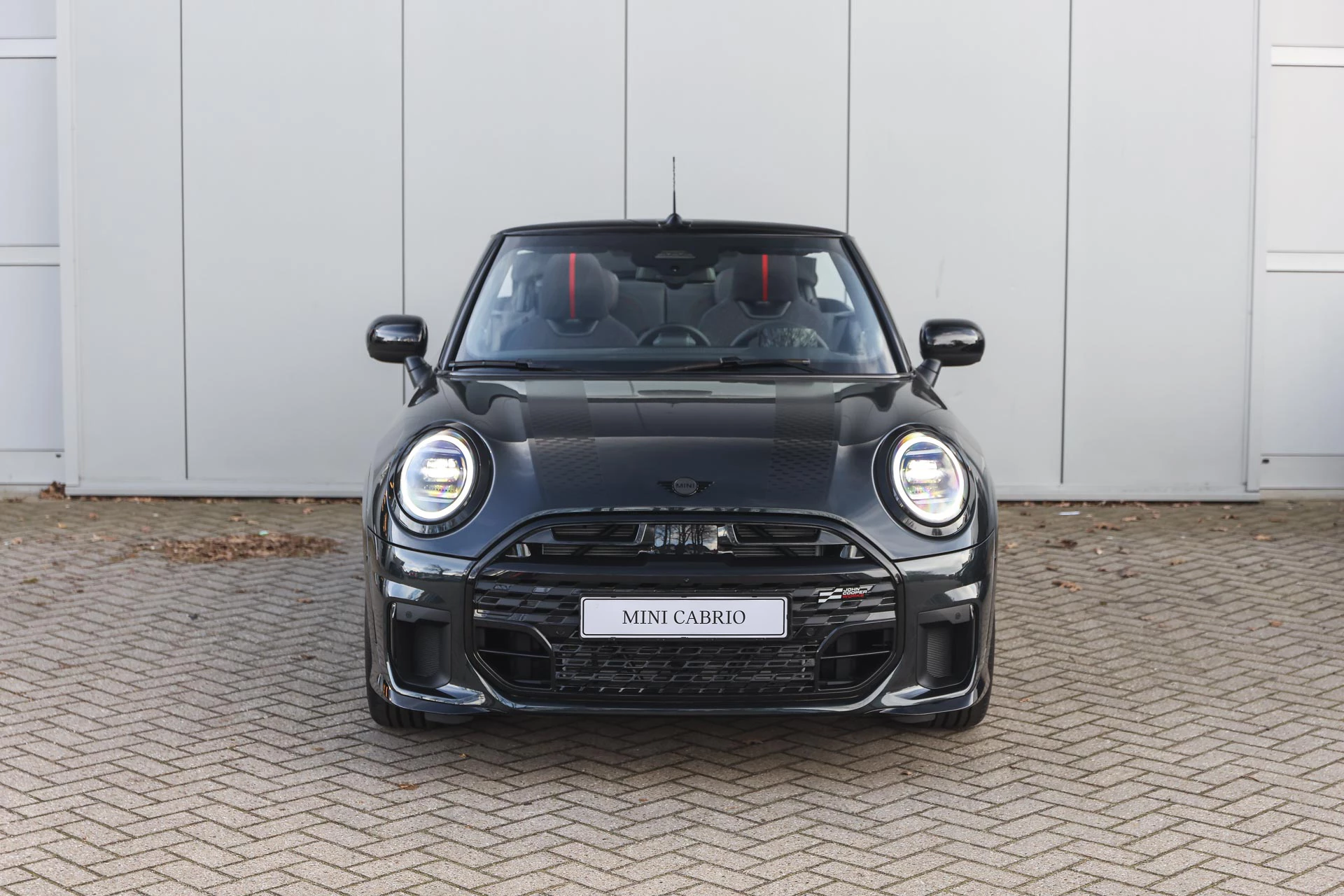 Hoofdafbeelding MINI Cabrio
