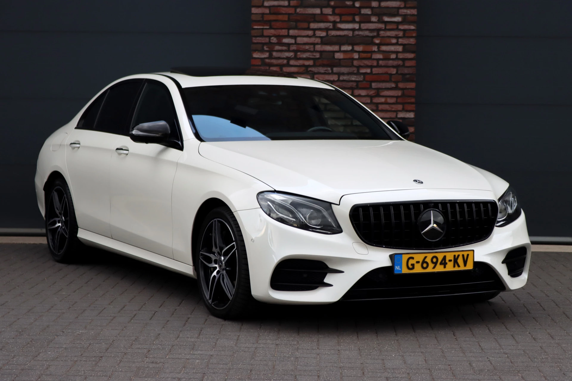 Hoofdafbeelding Mercedes-Benz E-Klasse