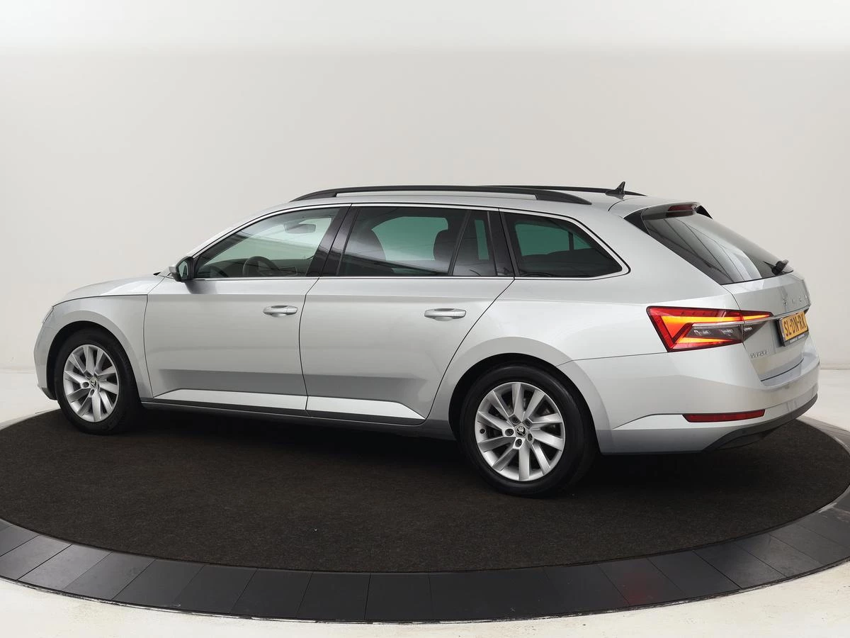 Hoofdafbeelding Škoda Superb