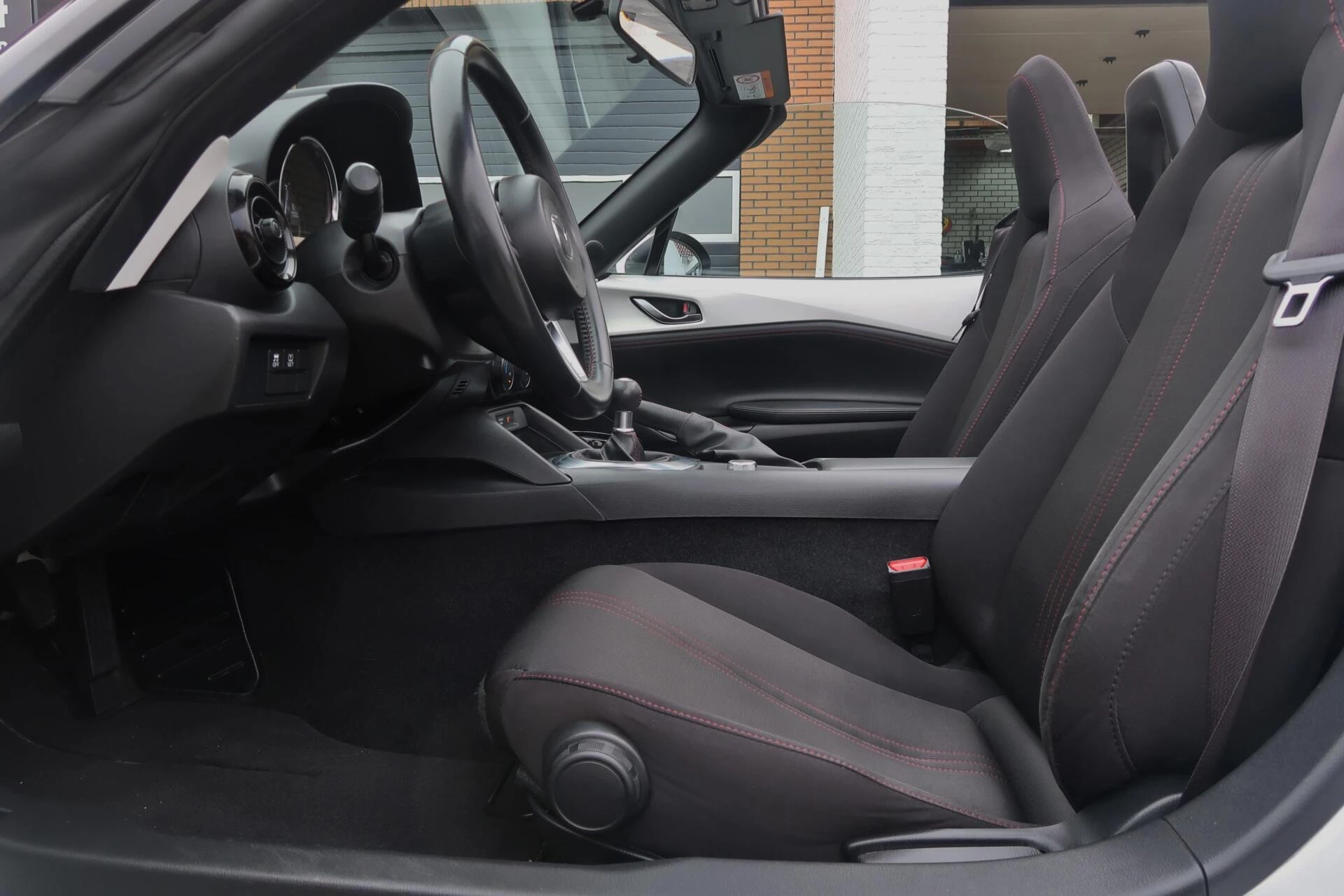 Hoofdafbeelding Mazda MX-5