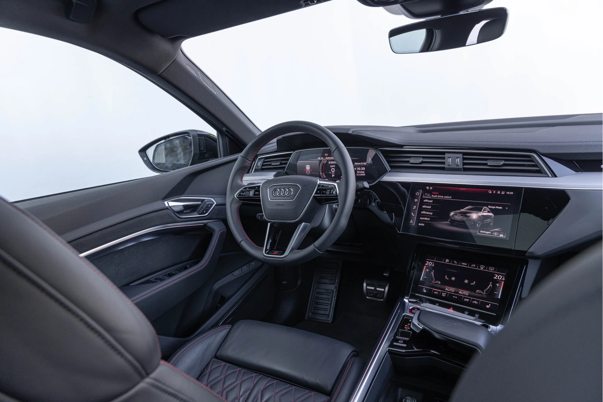Hoofdafbeelding Audi Q8 Sportback e-tron