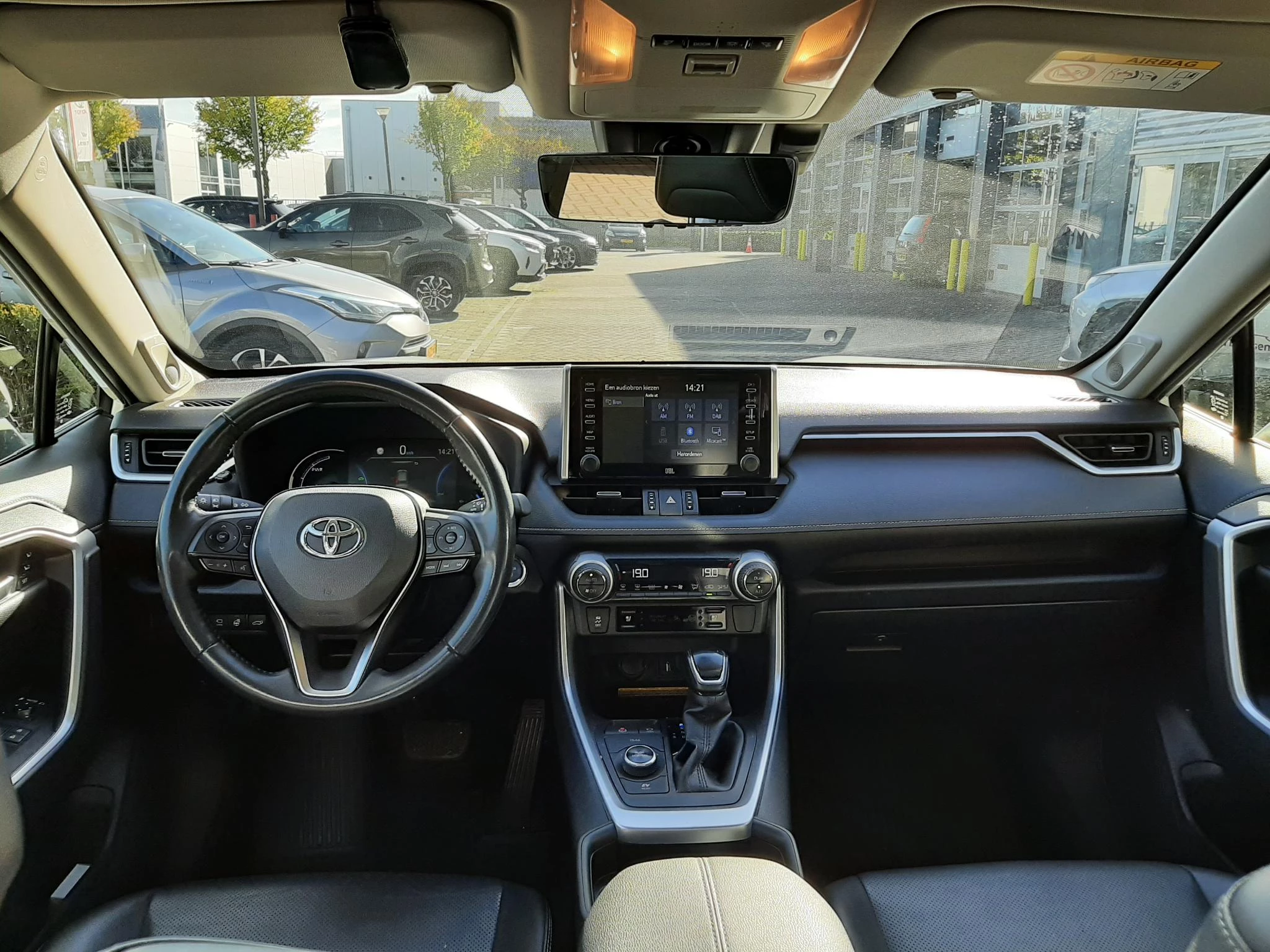 Hoofdafbeelding Toyota RAV4