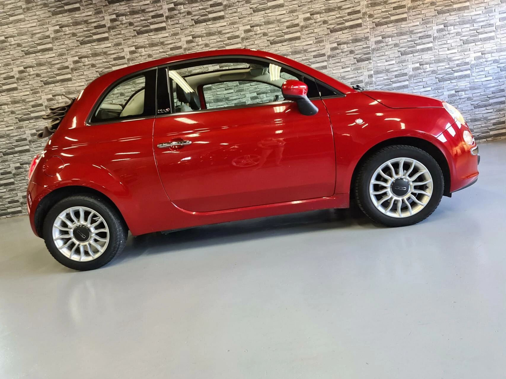 Hoofdafbeelding Fiat 500C