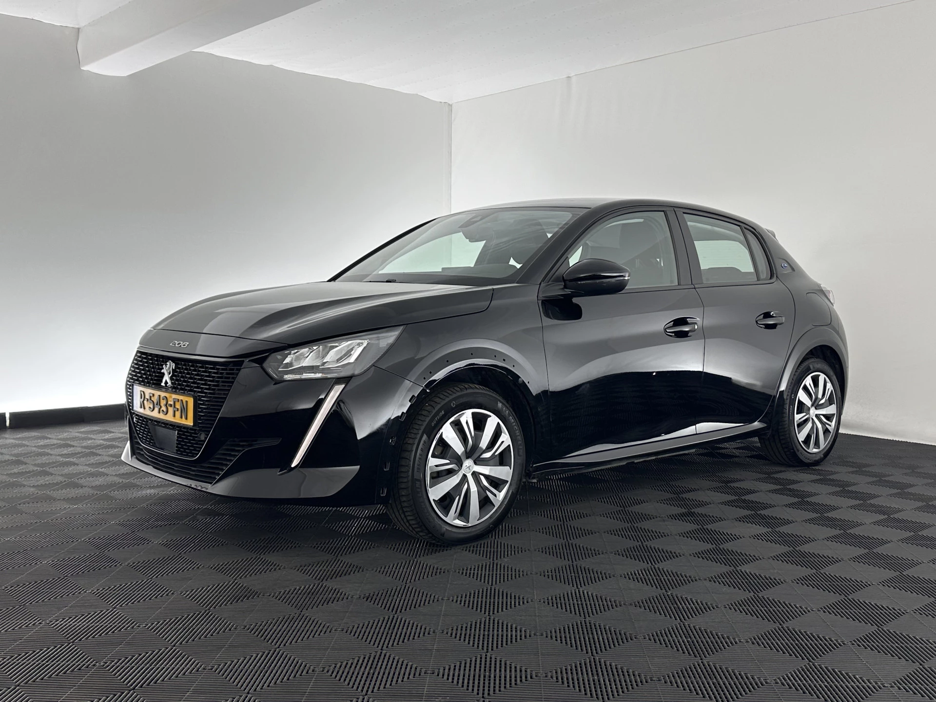 Hoofdafbeelding Peugeot e-208