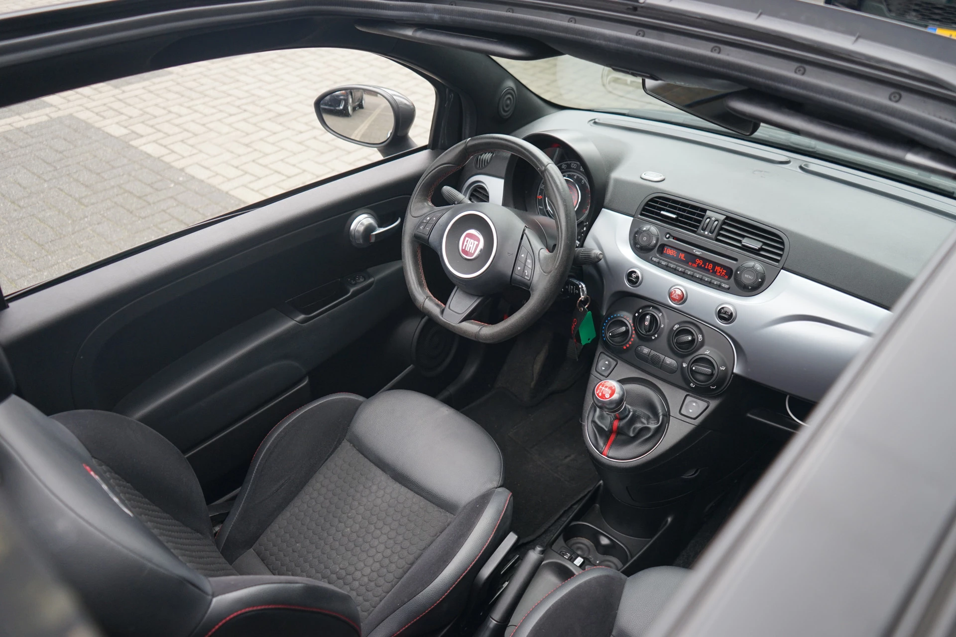 Hoofdafbeelding Fiat 500C